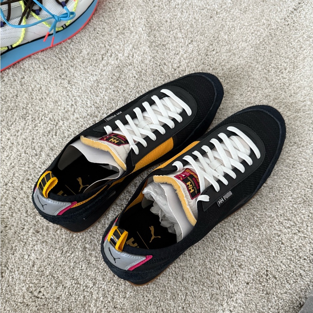 Men’s sneakers size 16
